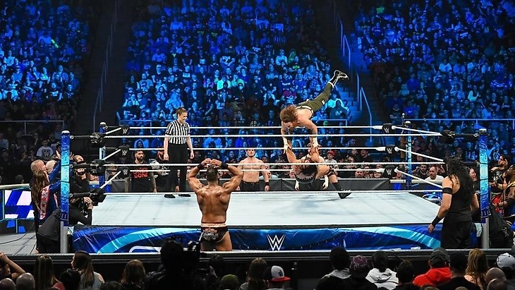 Обзор WWE Friday Night SmackDown 22.04.2022, изображение №18