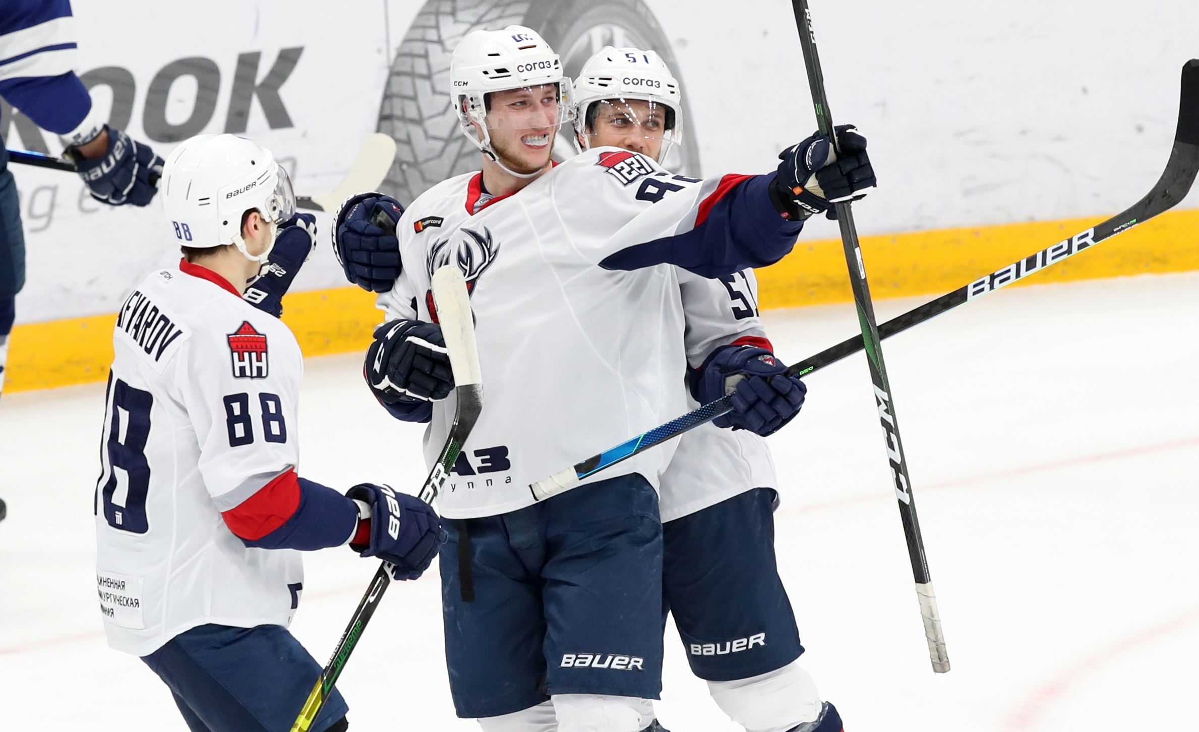 Они снова вместе и готовы разрывать КХЛ. Иван Чехович вернулся в «Торпедо». Но не перебор ли игроков в ТОП-6 у Нижнего?