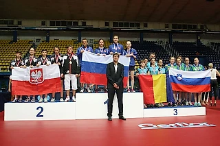 Юниорское Первенство Европы-2016: у России два золота и одна бронза в командах