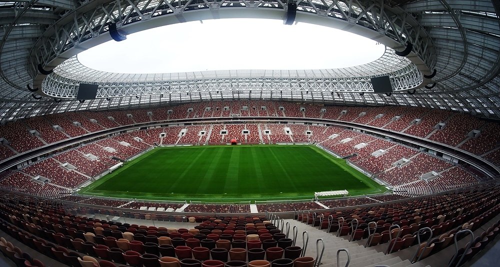 Лужники - проклятье для Реала