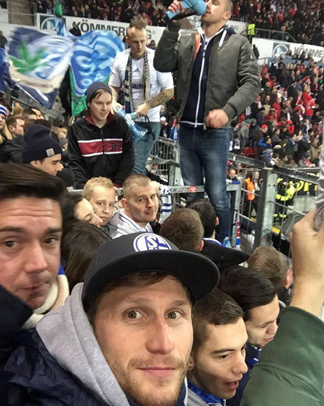 Хеведес ходит на фанатскую трибуну и вообще не любит пафос