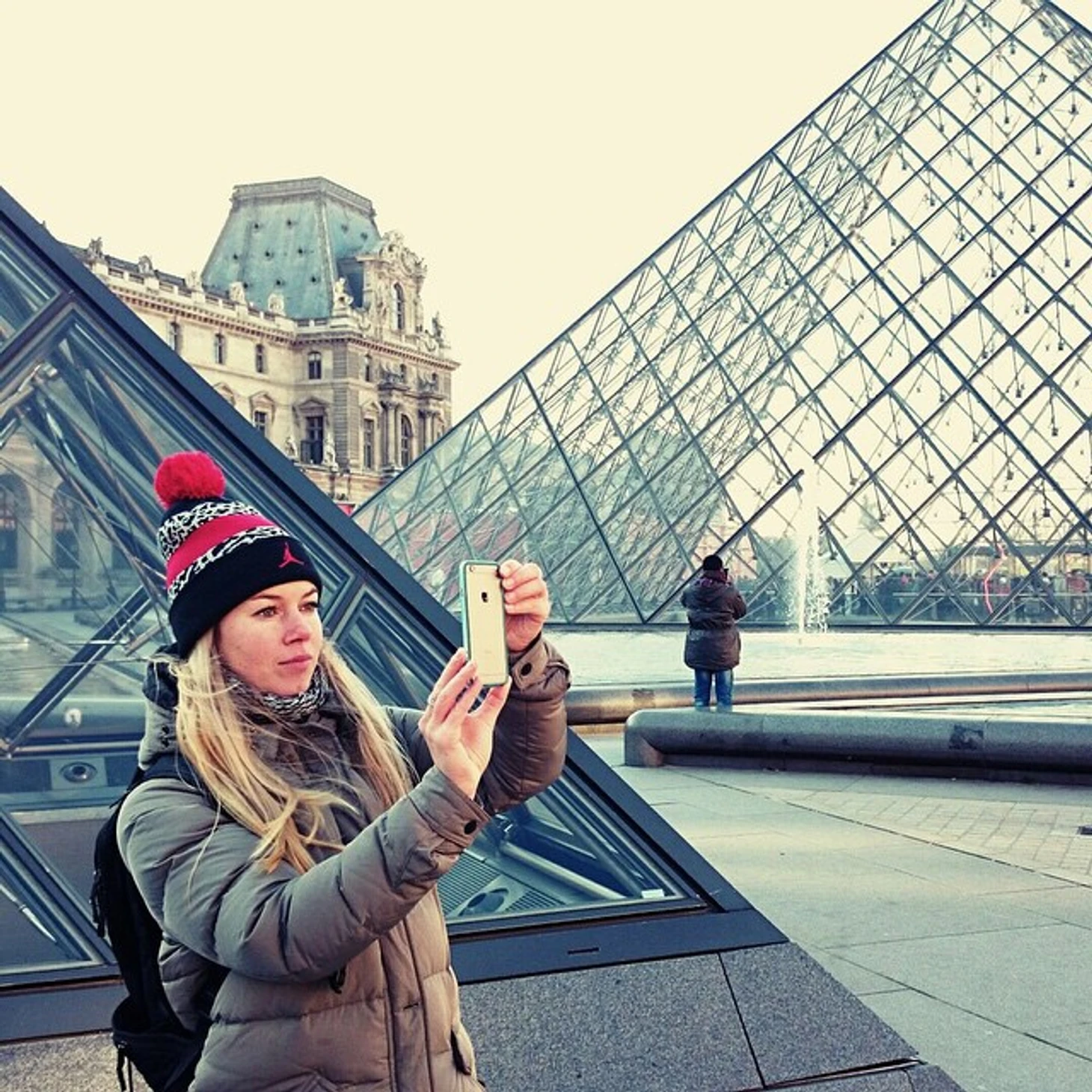 https://photobooth.cdn.sports.ru/preset/post/6/58/596f21d1b4cdd9d6022cf59012889.png