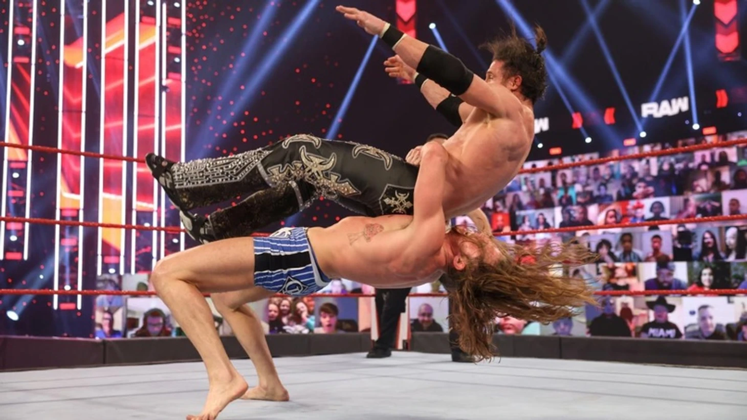 Обзор WWE Monday Night RAW 22.02.2021, изображение №7