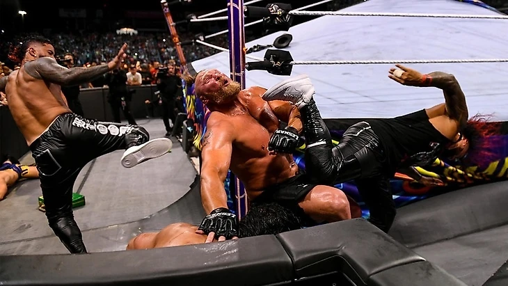 Обзор WWE Monday Night RAW: The Absolute Best of 2022, изображение №4