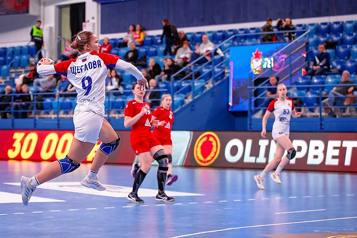 Olimpbet Суперлига. Кристина Щеглова: "Хочется забросить в ворота "Ростова", держу это в голове!", изображение №2