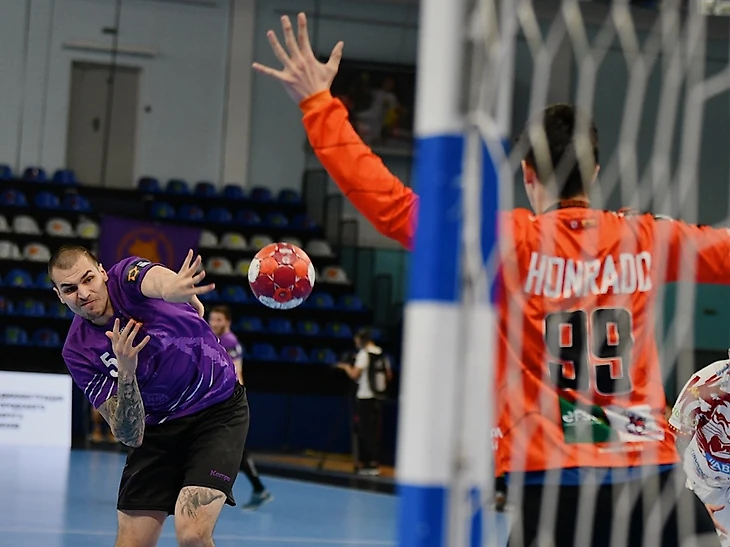 Европейская лига. Первого места не будет. Чеховцы не отомстили "Адемару" за судейство в Леоне…, изображение №2