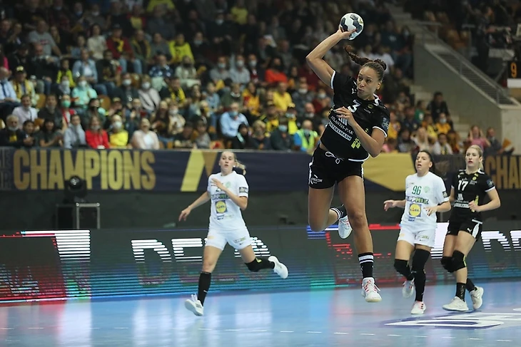 Лига чемпионов. Первый сбой &quout;Ростов-Дона&quout;: когда не работает атака, не спасет и оборона…, изображение №2