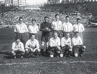 В 1929-м Англия впервые проиграла сборной из континентальной Европы. Испанцев к матчу готовил англичанин