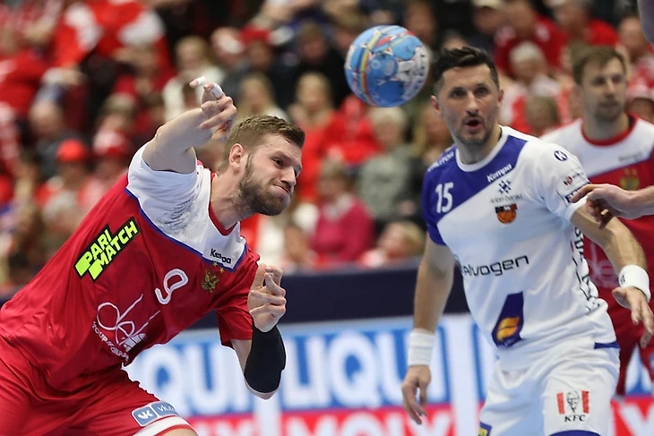 ЧЕ-2020. Евгений Трефилов: "Прыжки исландцев видели? Метр девяносто, а колени на уровне глаз", изображение №3