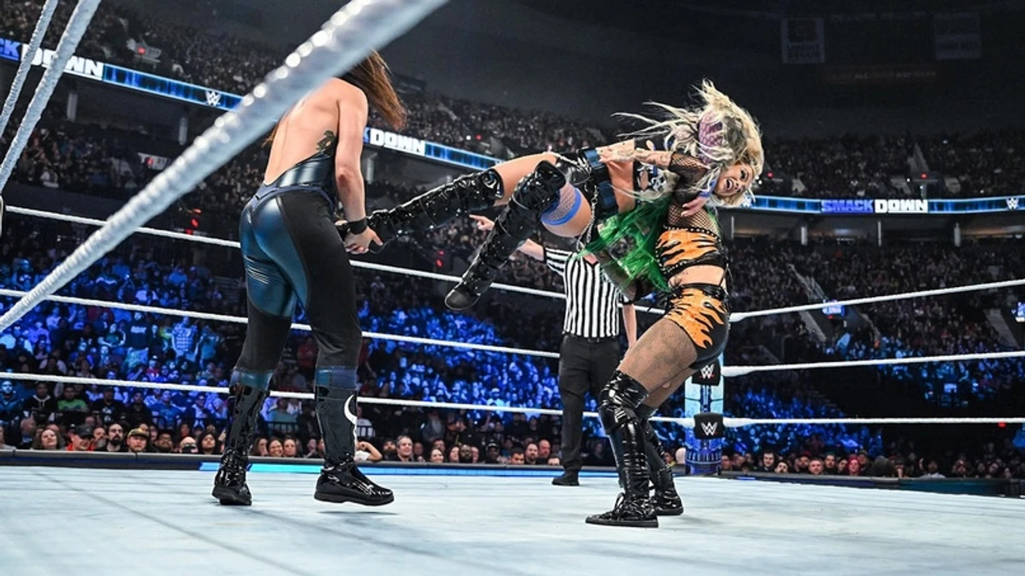 Обзор WWE Friday Night Smackdown 07.04.2023, изображение №5