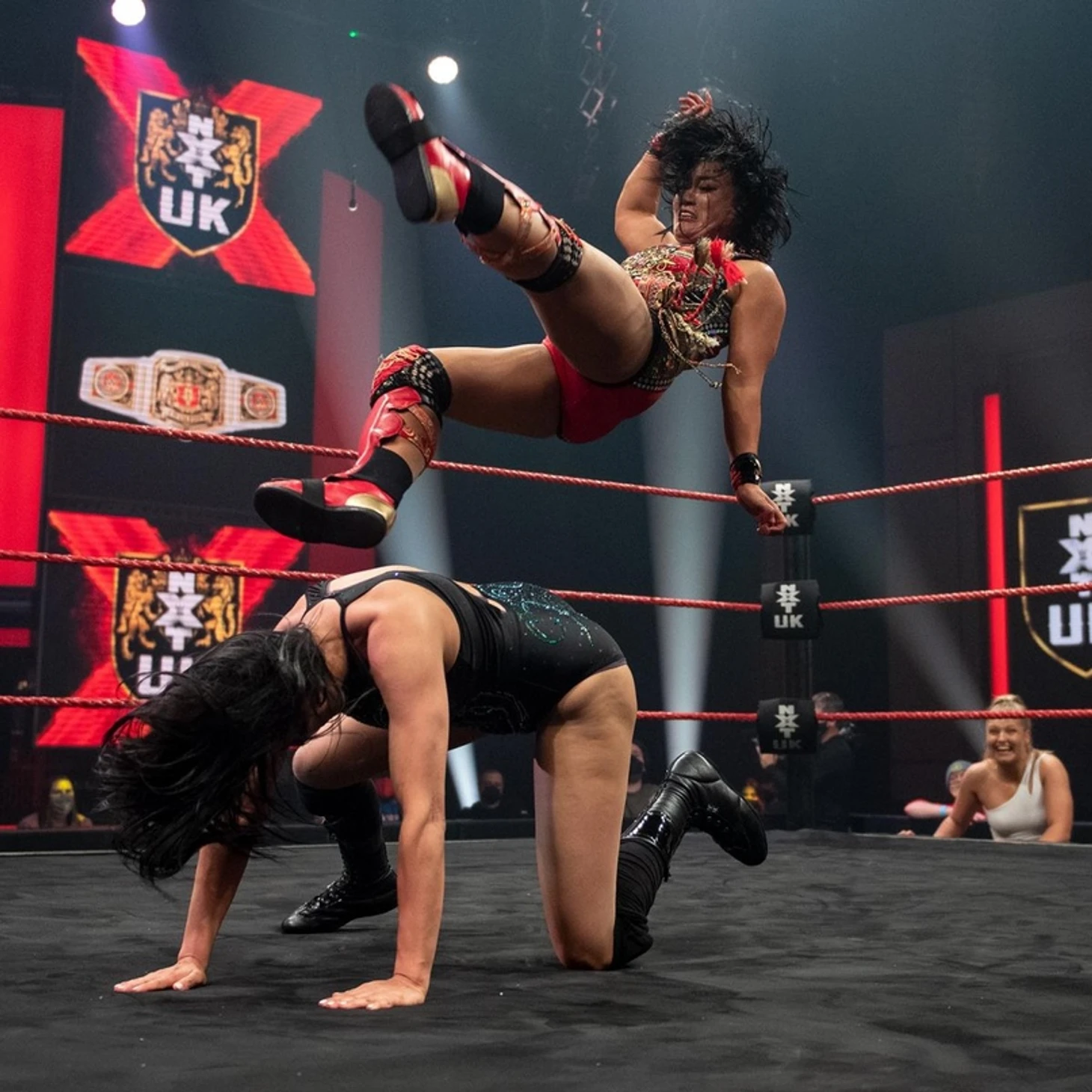 Обзор NXT UK 04.11.2021, изображение №5