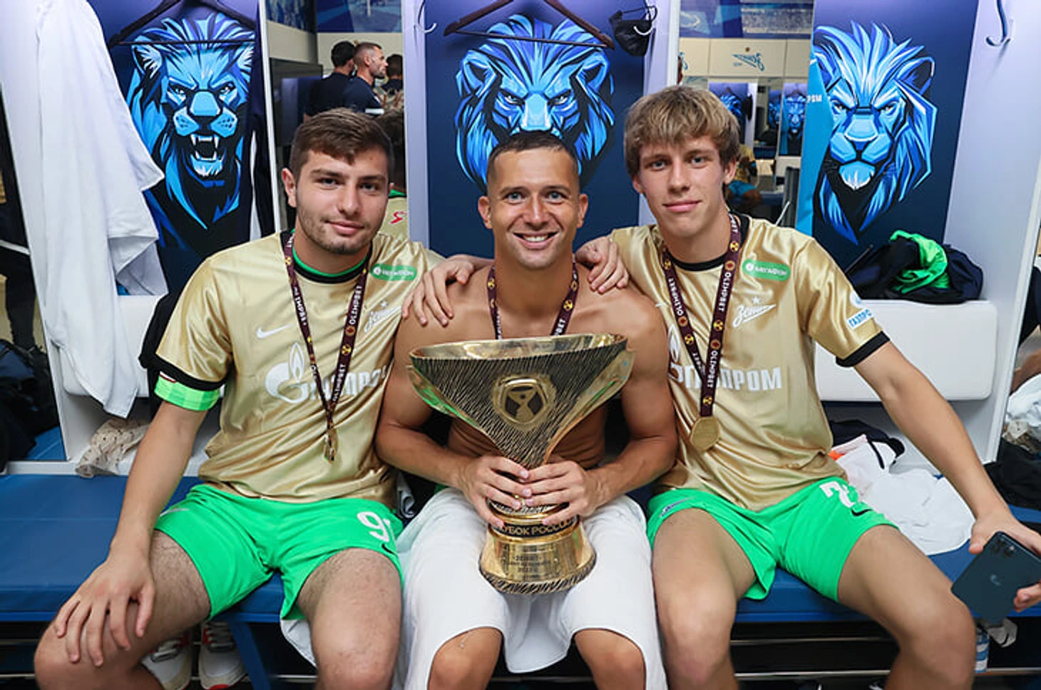 Интервью Михаила Кержакова: как поменял игру в 30 лет, все же стал основным и не спал после давления ЛЧ - Open the Doors - Блоги - Sports.ru