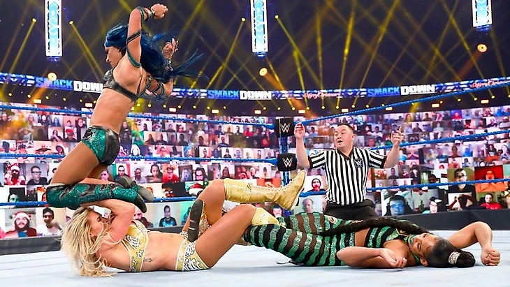 Обзор WWE Friday Night Smackdown — Merry Christmas 25.12.2020, изображение №6