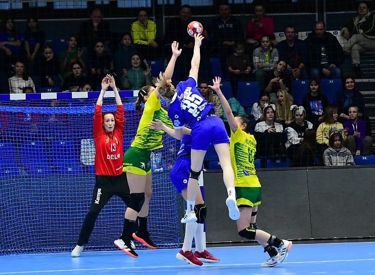 Olimpbet Cуперлига. Огонь на последних секундах! "Лада" виновата сама, "Кубань" творит историю, изображение №3