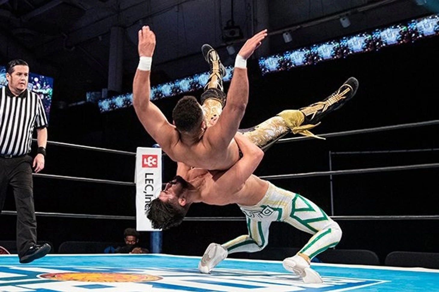 Обзор финала NJPW New Japan Cup 2021 (на 37-ом ТВ-выпуске STRONG за 23.04.2021), изображение №5