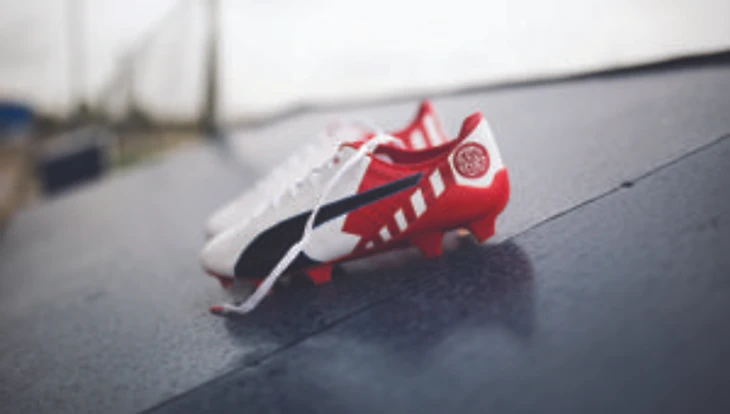 kickster_ru_puma-griezmann-evospeed_0004_17ss_social_ts_pumafootball_q1_derbyfever_antoinegriezmann_2