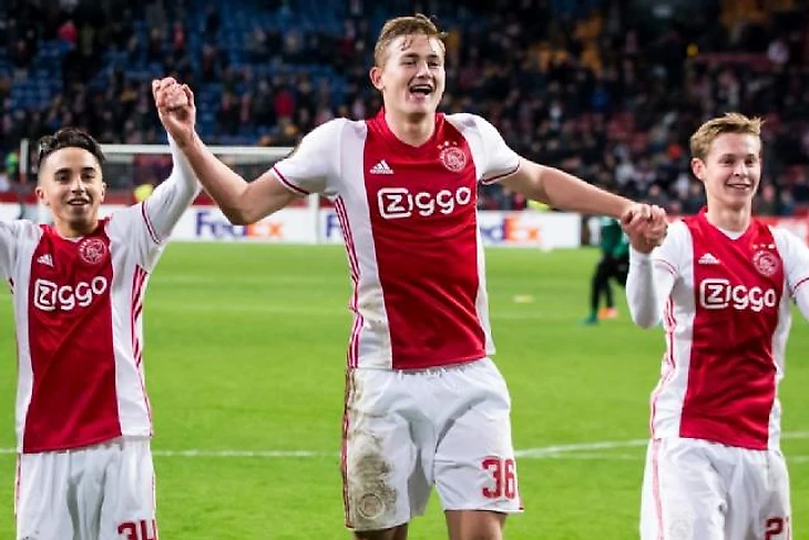 Дебютанты Аякса