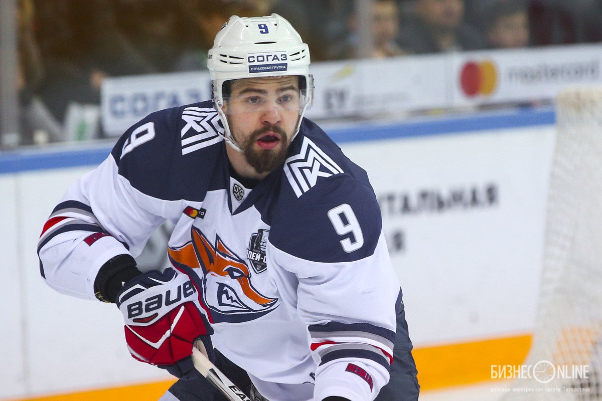 Лисин переходит в «Сибирь». Рижское «Динамо» решило вратарский вопрос. В «Магнитку» вернётся местный воспитанник