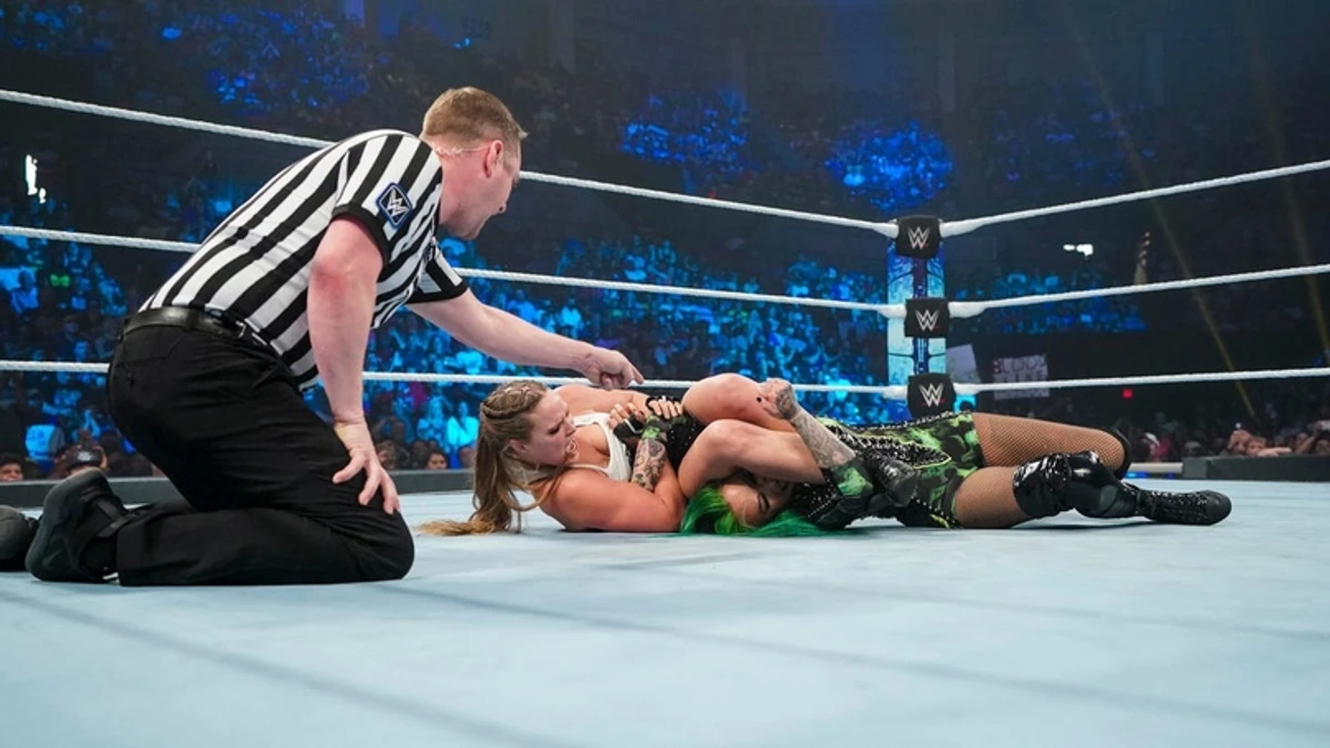 Обзор WWE Friday Night Smackdown 10.06.2022, изображение №5