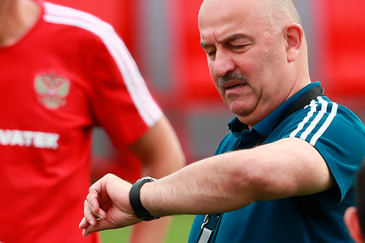 Что за клуб бундеслиги заинтересовался Черчесовым?