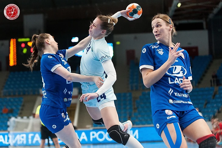 Olimpbet Суперлига. "Астраханочка" сохранила лицо, но не очки. А "Лада" в погоне за тройкой, изображение №2