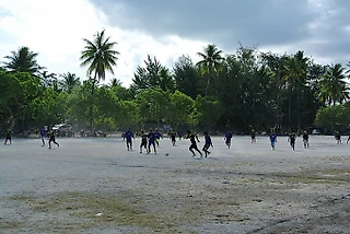 Кирибати, Тувалу, Ниуэ. 3:0 не в пользу футбола