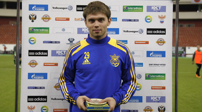 Бело-голубое межсезонье: Правый хавбек Александр Караваев