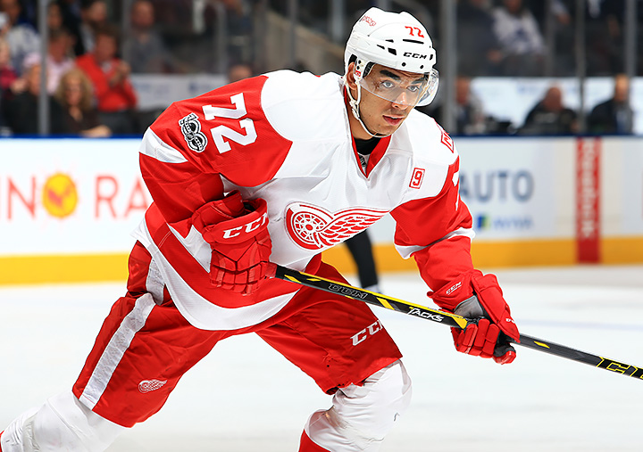 «Я пытаюсь повторять игру Буре как могу». Грек, за которым охотятся олигархи КХЛ