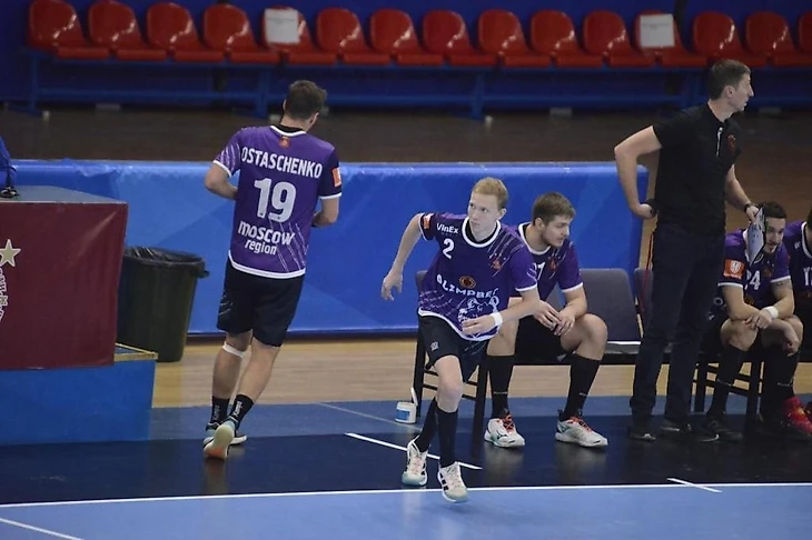 Olimpbet Суперлига. Донат Морозов: "У нас — спортивная семья, только до меня гандболистов не было", изображение №2