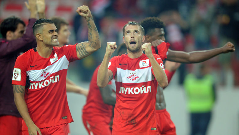 Массимо Каррера, интервью, Спартак, Денис Глушаков, Дмитрий Комбаров, болельщики, премьер-лига Россия