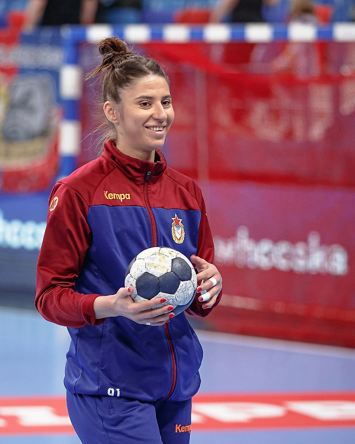 Olimpbet Суперлига. Сара Ристовска: "Зачем покидать команду, в которой ты счастлива?!", изображение №5