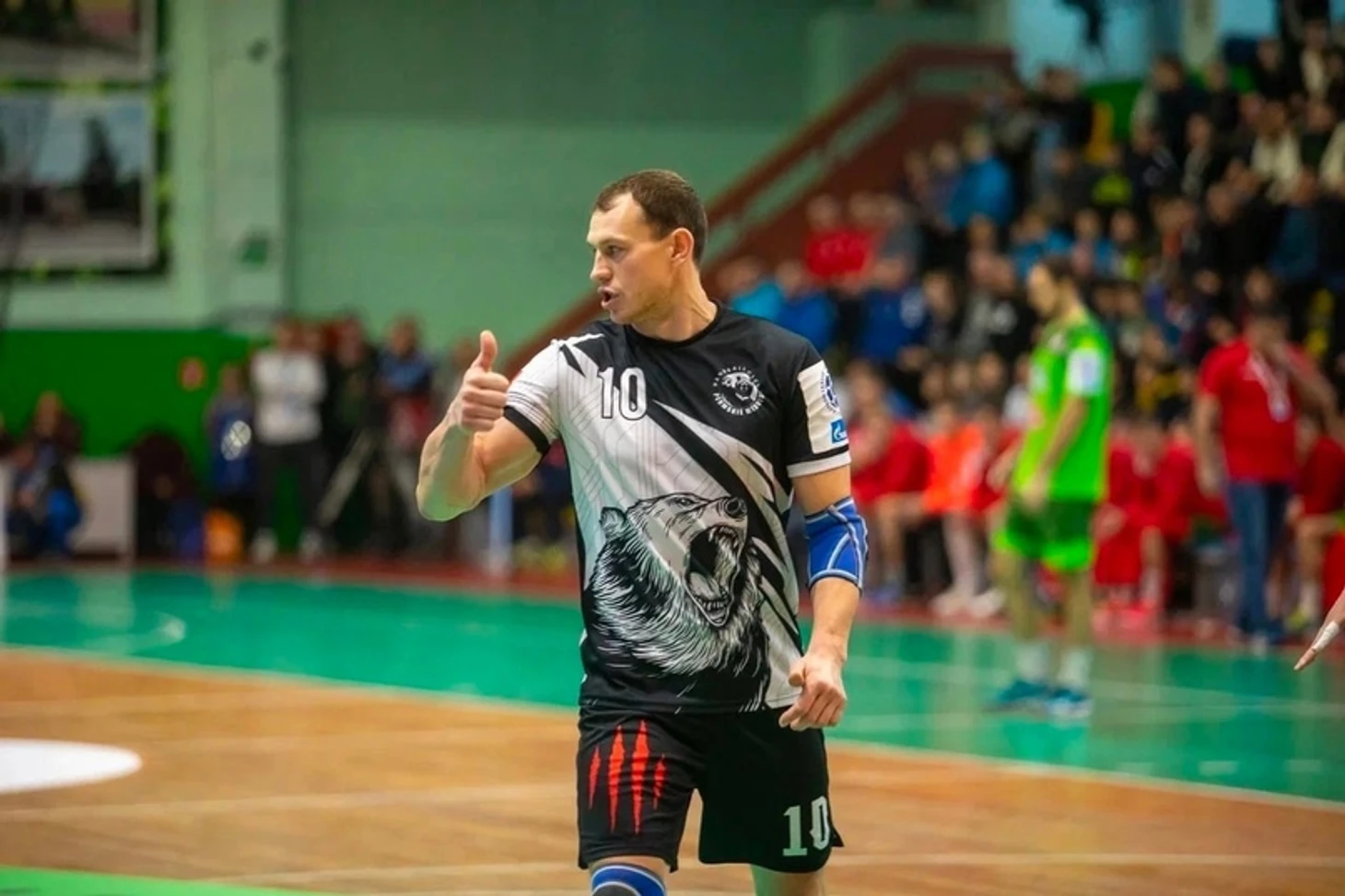 Olimpbet Суперлига. Павел Гноевой: "Да у нас каждый человек на счету. Некогда лечиться!", изображение №2