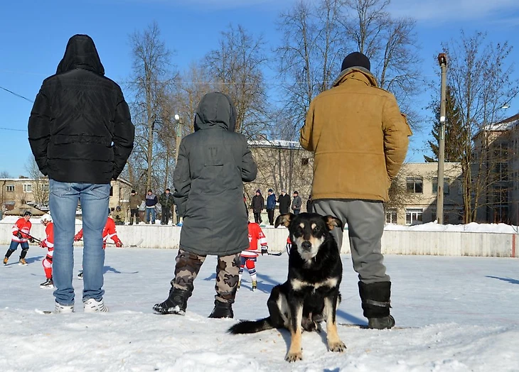 Хоккей в Ивоте