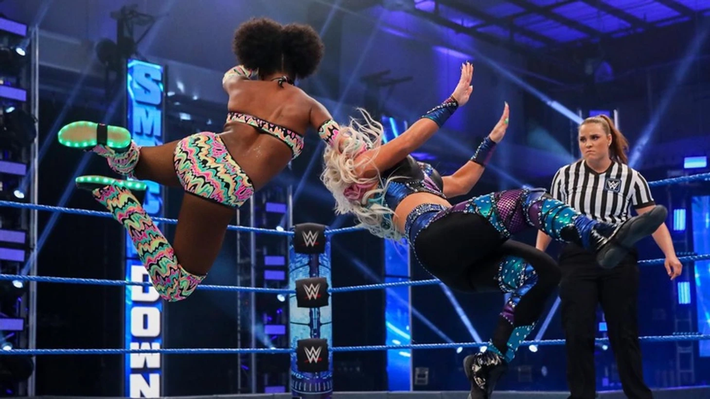 Обзор WWE Friday Night Smackdown 15.05.2020, изображение №14