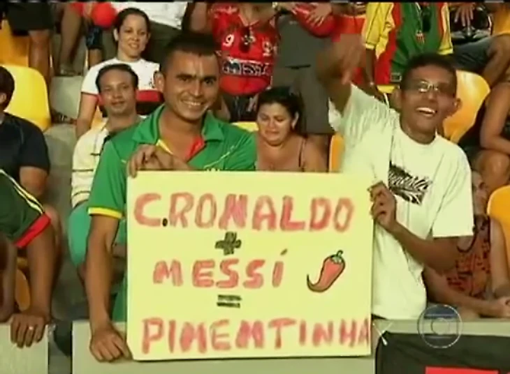 Фанаты Sampaio Corrêa поддерживают своего лидера