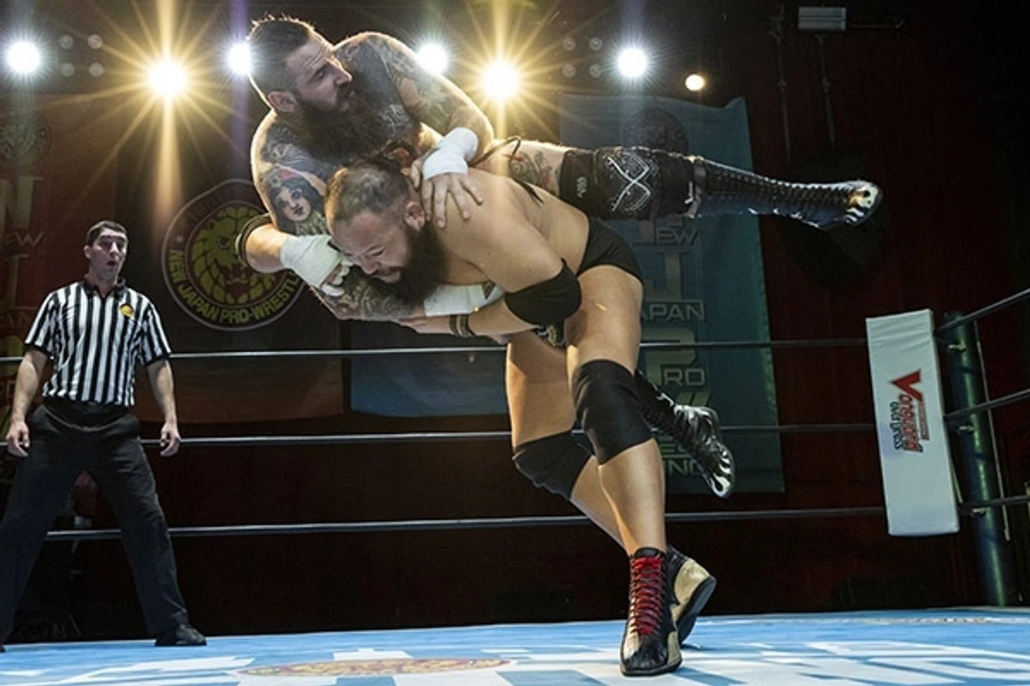 Обзор 2-го и 3-го дня NJPW Mutiny (на 91-ом и 92-ом ТВ-выпусках STRONG за 13.05. и 20.05.2022), изображение №8