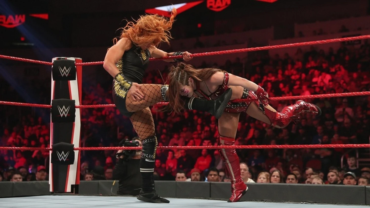 Обзор WWE Monday Night RAW 20.01.2020, изображение №23