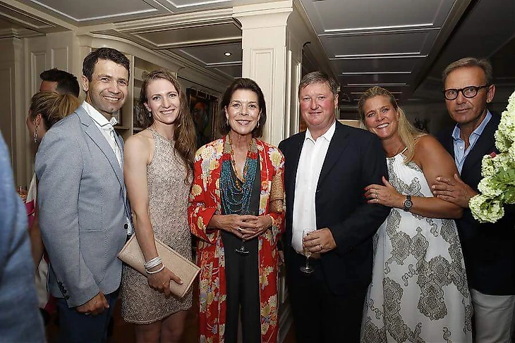 Бумажная свадьба 30