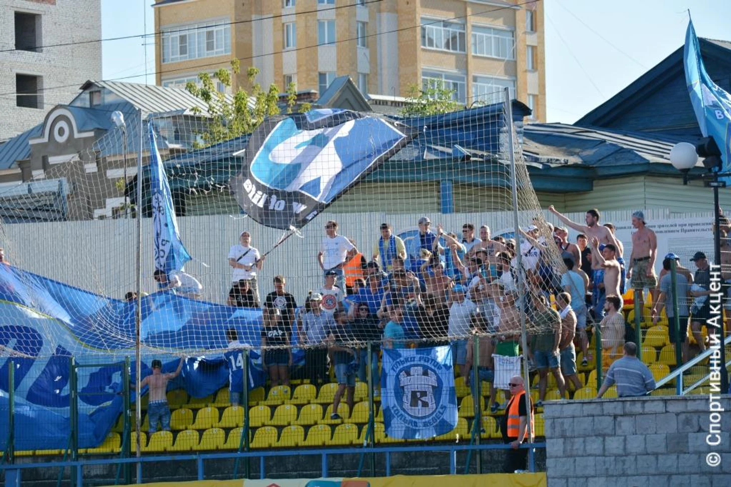 там
