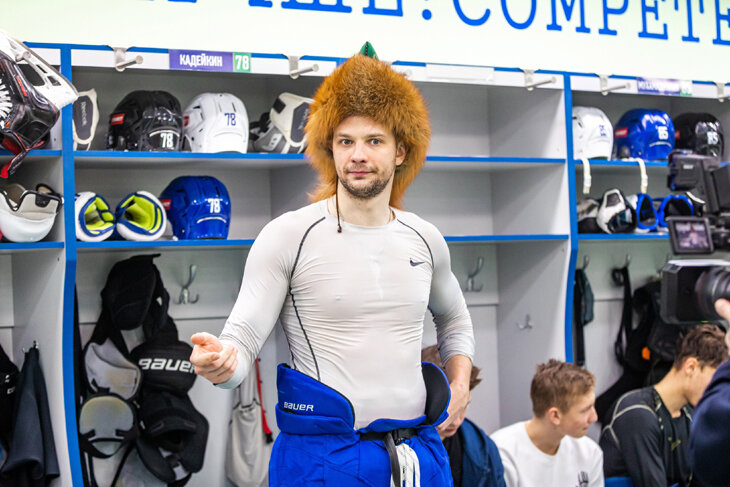 Кадейкин отмазал «Салават» за домашние поражения: первый хет-трик в карьере – и победа над «Адмиралом»