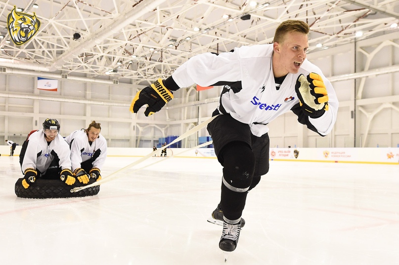 Адам Лишка: «В «Северстали» я впервые в жизни выполнял упражнения с баллонами на льду»