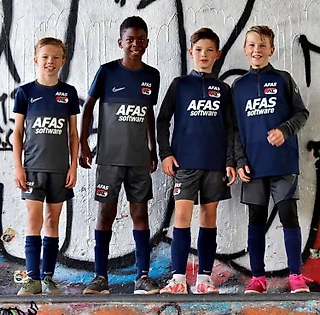 АЗ Алкмар построил необычную тренировочную площадку для детей своей футбольной академии