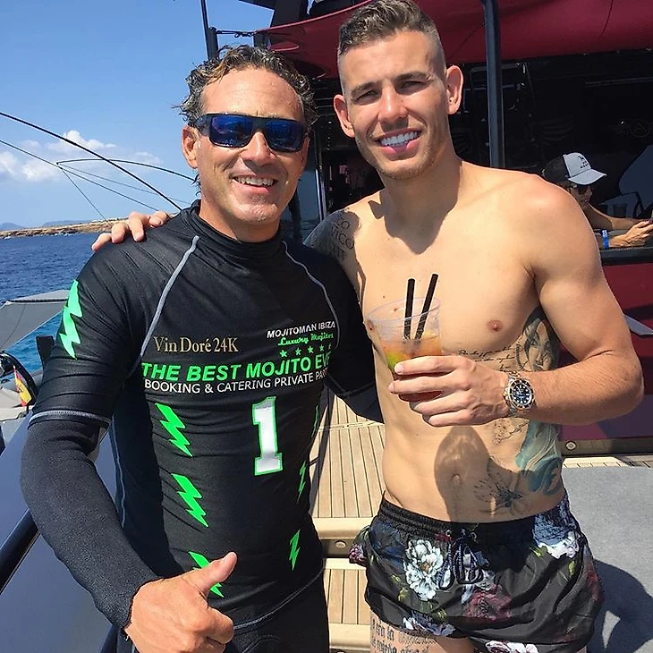 С Лукасом Эрнандесом