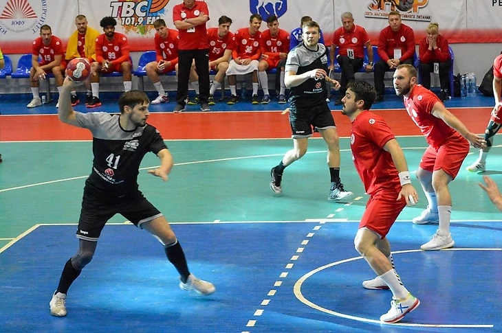 Чемпионат России. Армейские козыри, битые