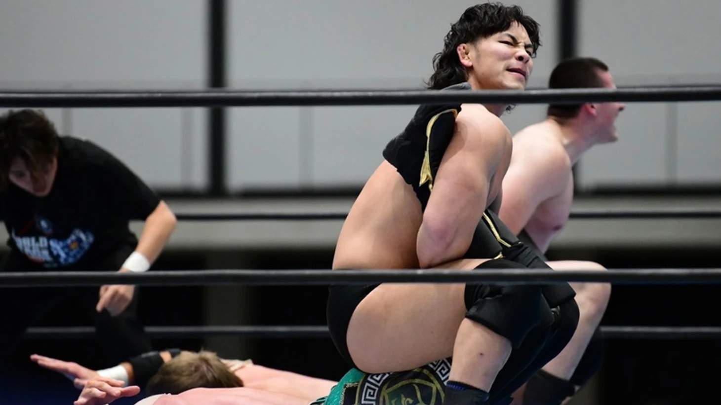 Обзор девятого дня NJPW World Tag League 2022, изображение №2