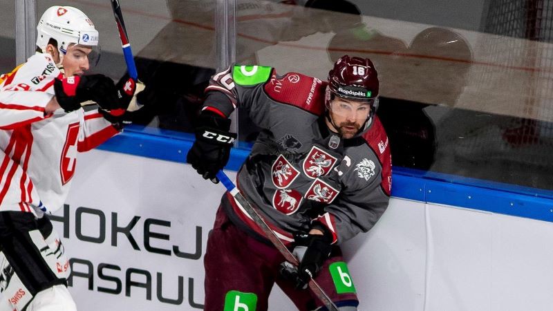 Сборная Латвии по хоккею проиграла два проверочных матча со швейцарцами