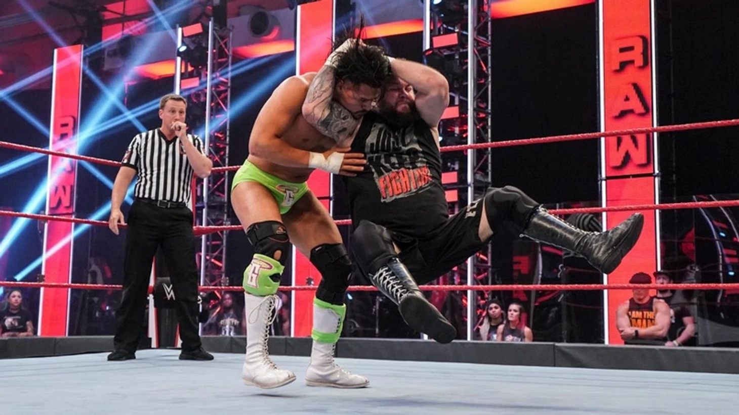 Обзор WWE Monday Night RAW 08.06.2020, изображение №19
