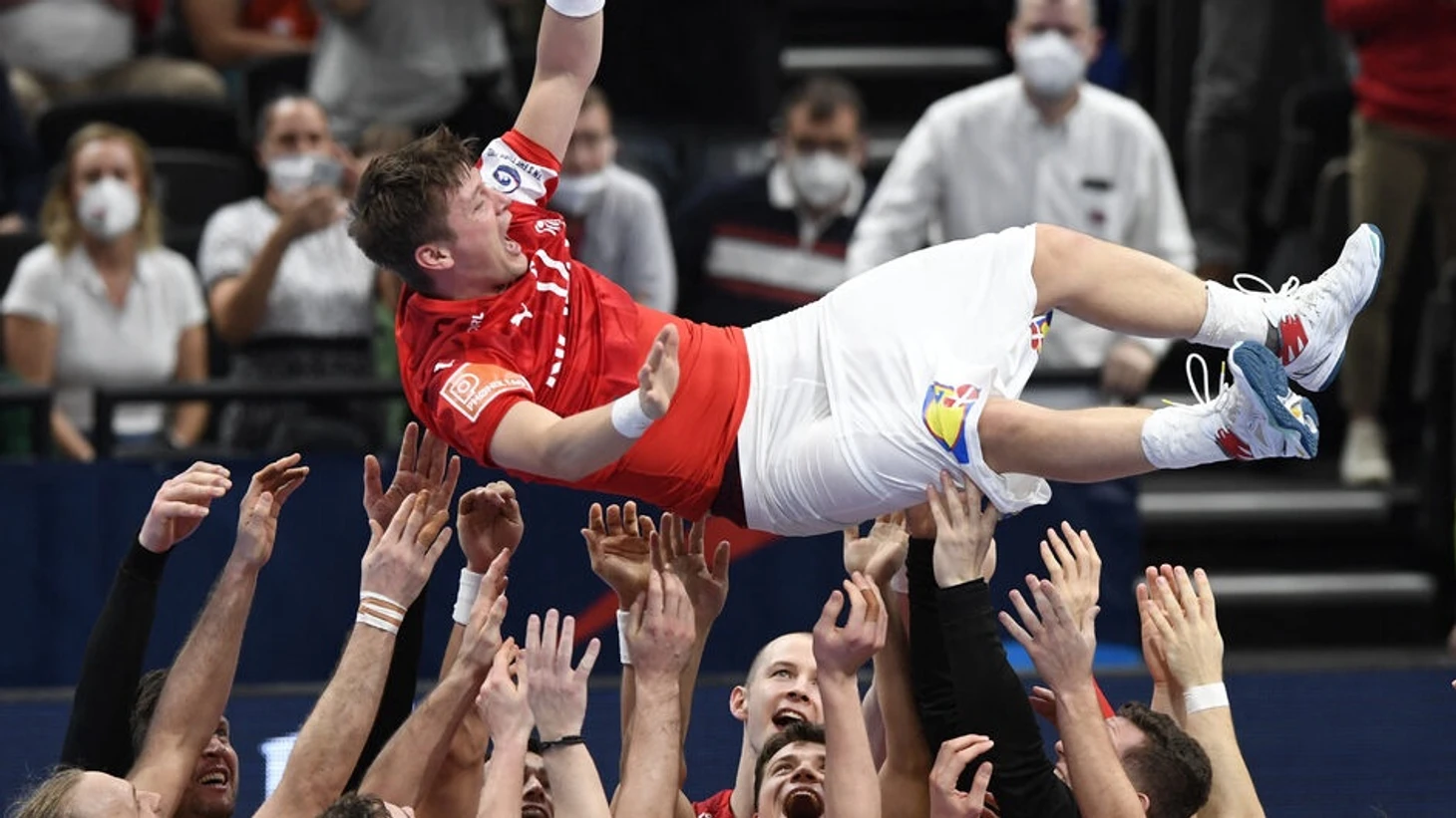 Датский принц. Неизвестные факты о Лассе Сване — психолог, рекордсмен и хороший парень, изображение №4