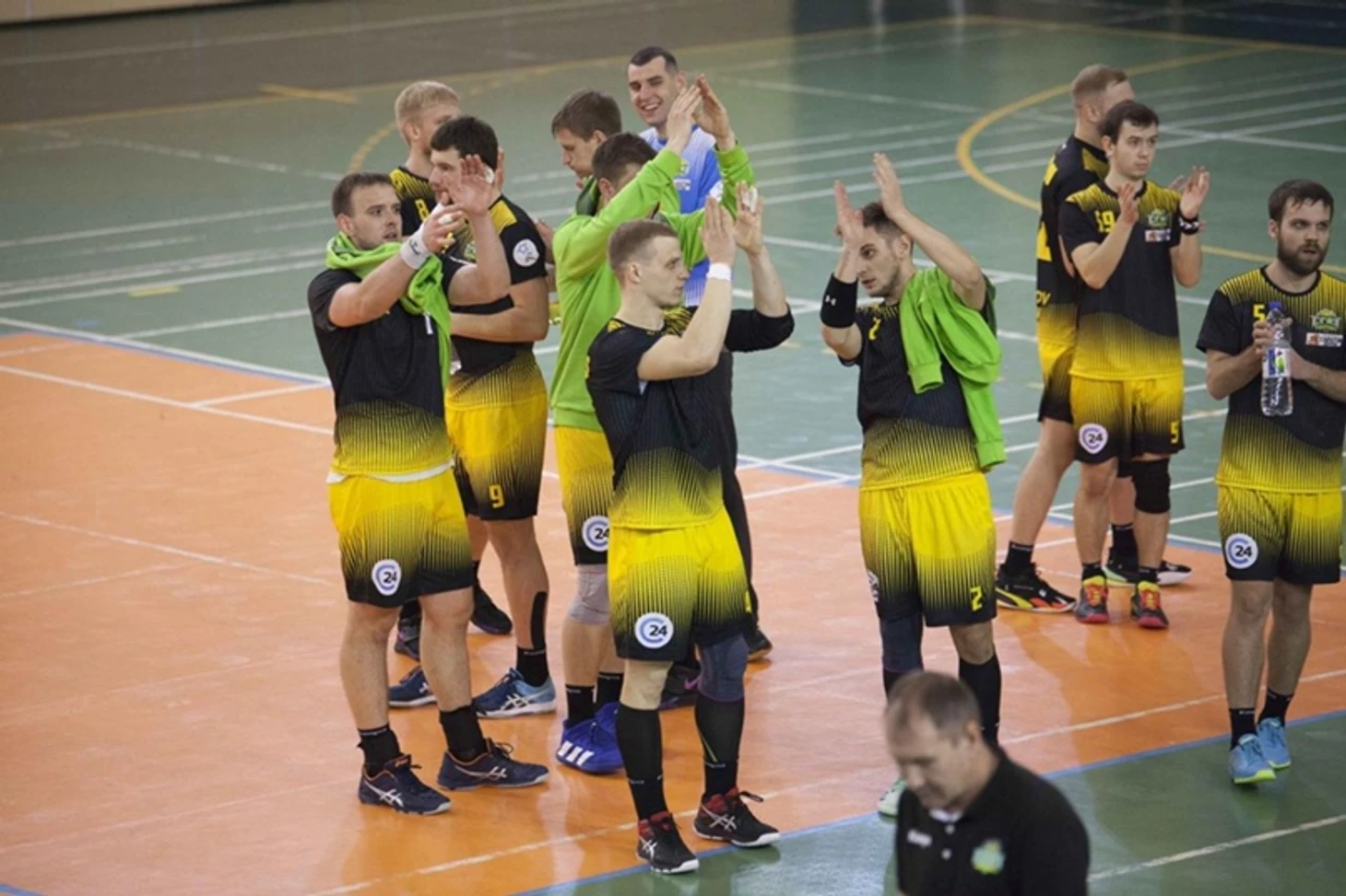 Кубок ЕГФ. Саратов vs "Машека" как продолжение спора соседских чемпионатов. Побеждают пока россияне, изображение №1