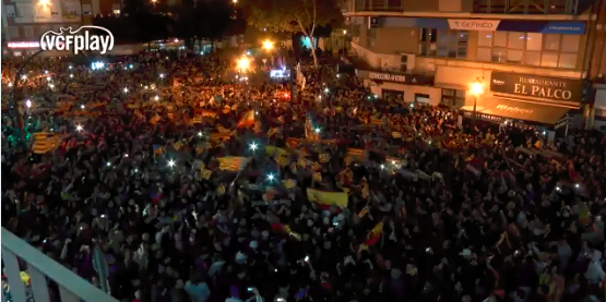 Невероятная атмосфера у &#171;Местальи&#187; перед матчем &#171;Валенсии&#187; и &#171;Барселоны&#187;